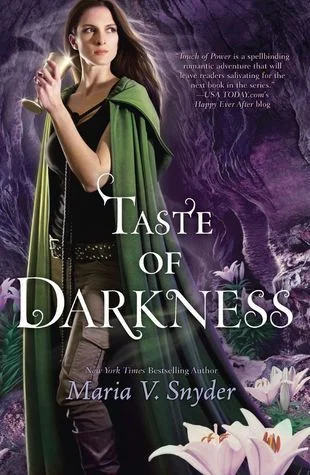 Featured image for Zusammenfassung von 'Taste of Darkness' von Maria V. Snyder