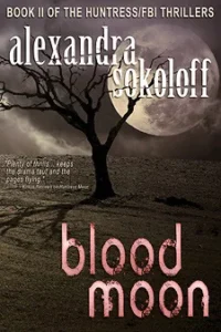 Featured image for Zusammenfassung von 'Blood Moon' von Alexandra Sokoloff