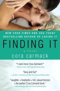 Featured image for Zusammenfassung von 'Finding It' von Cora Carmack