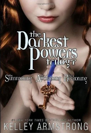 Featured image for Zusammenfassung von 'Die Dunkelsten Mächte Trilogie' von Kelley Armstrong