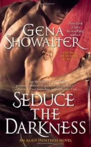 Featured image for Zusammenfassung von 'Seduce the Darkness' von Gena Showalter
